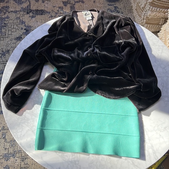 BCBG Max Azria Aqua Bandage Skirt. NWOT. S - Picture 8 of 8